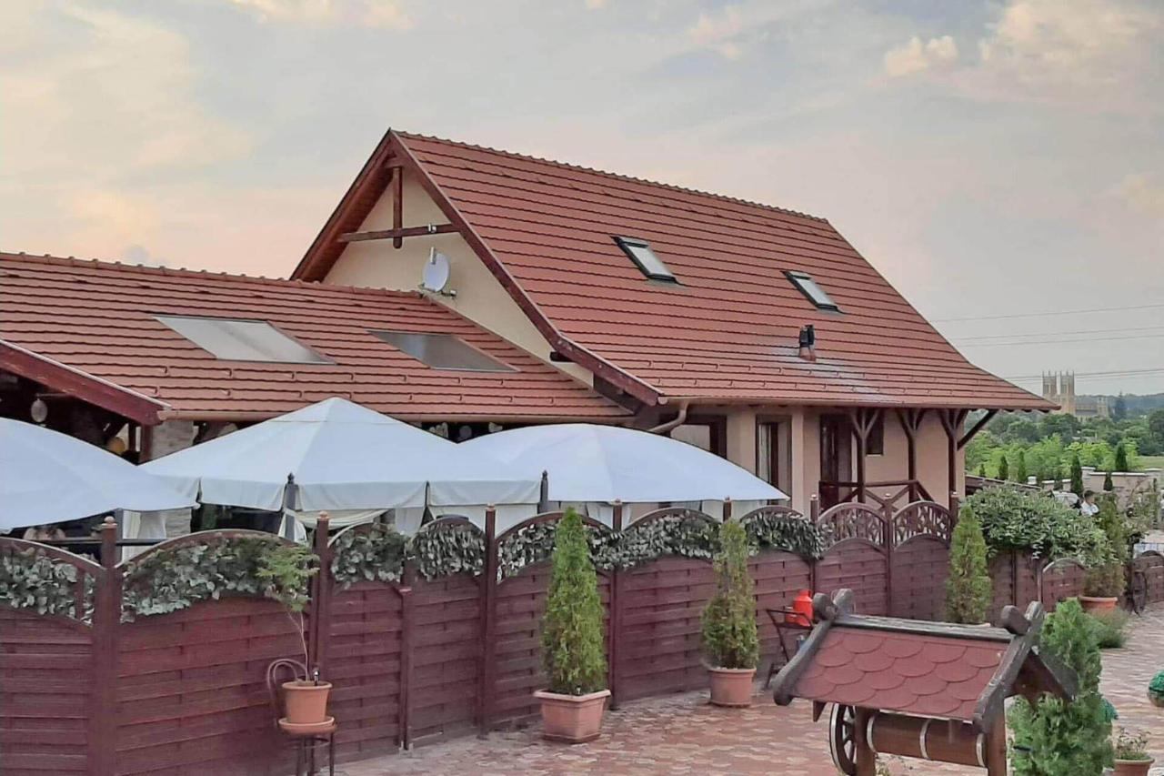 Barackos Wellness Villa Fot Zewnętrze zdjęcie