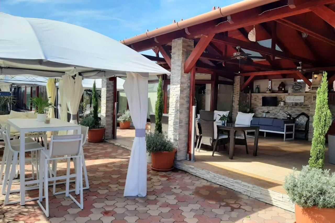 Barackos Wellness Villa Fot Zewnętrze zdjęcie