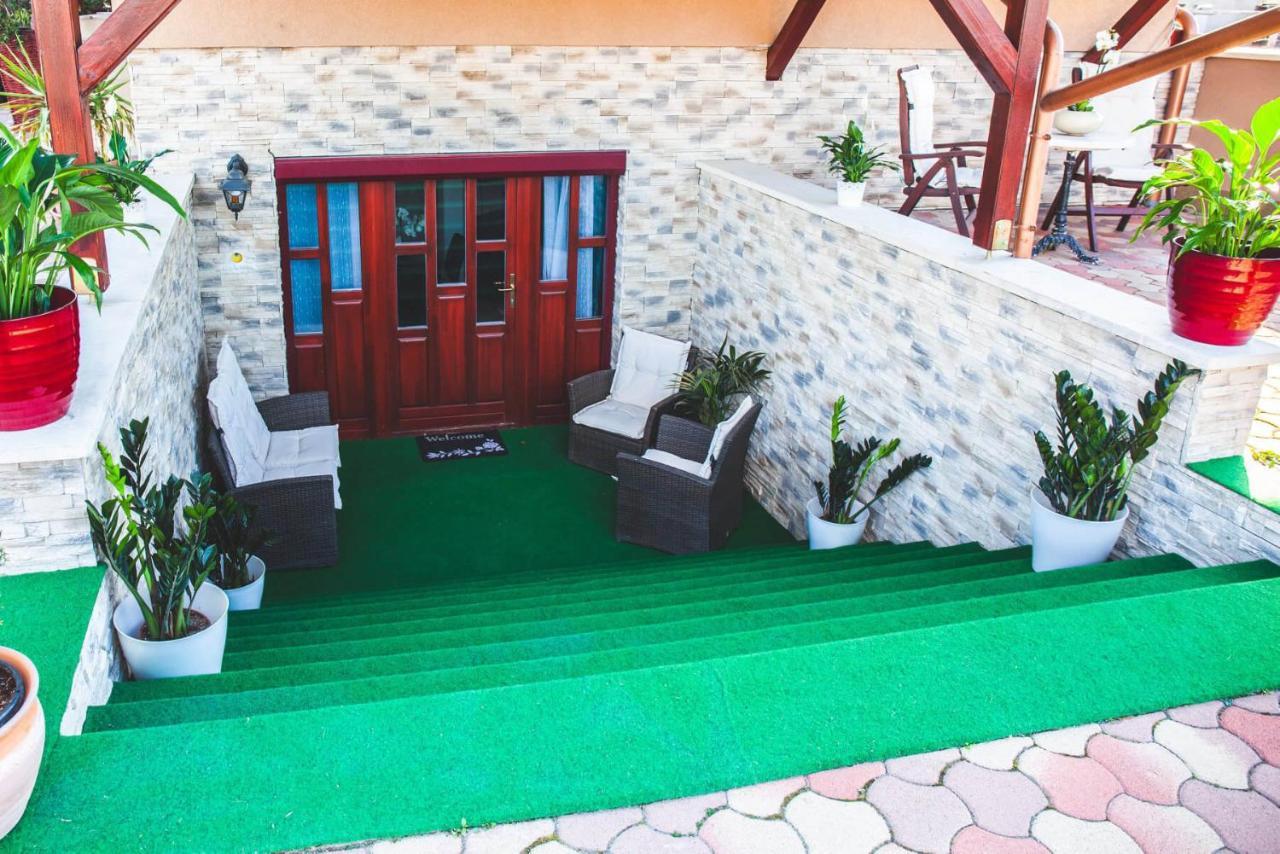 Barackos Wellness Villa Fot Zewnętrze zdjęcie